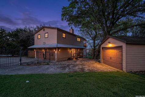 1512 Skyline Canyon Lake TX 78133