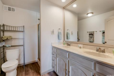 1512 Skyline Canyon Lake TX 78133