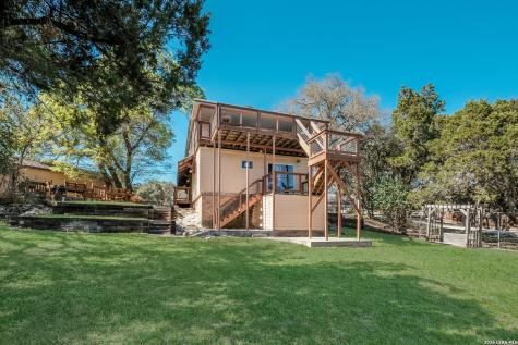1512 Skyline Canyon Lake TX 78133