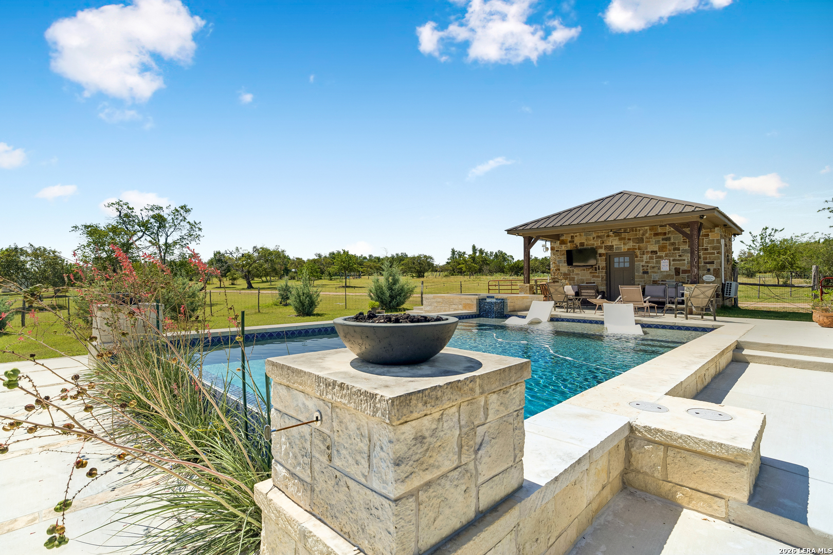 652 Overlook Drive Fredericksburg TX 78624