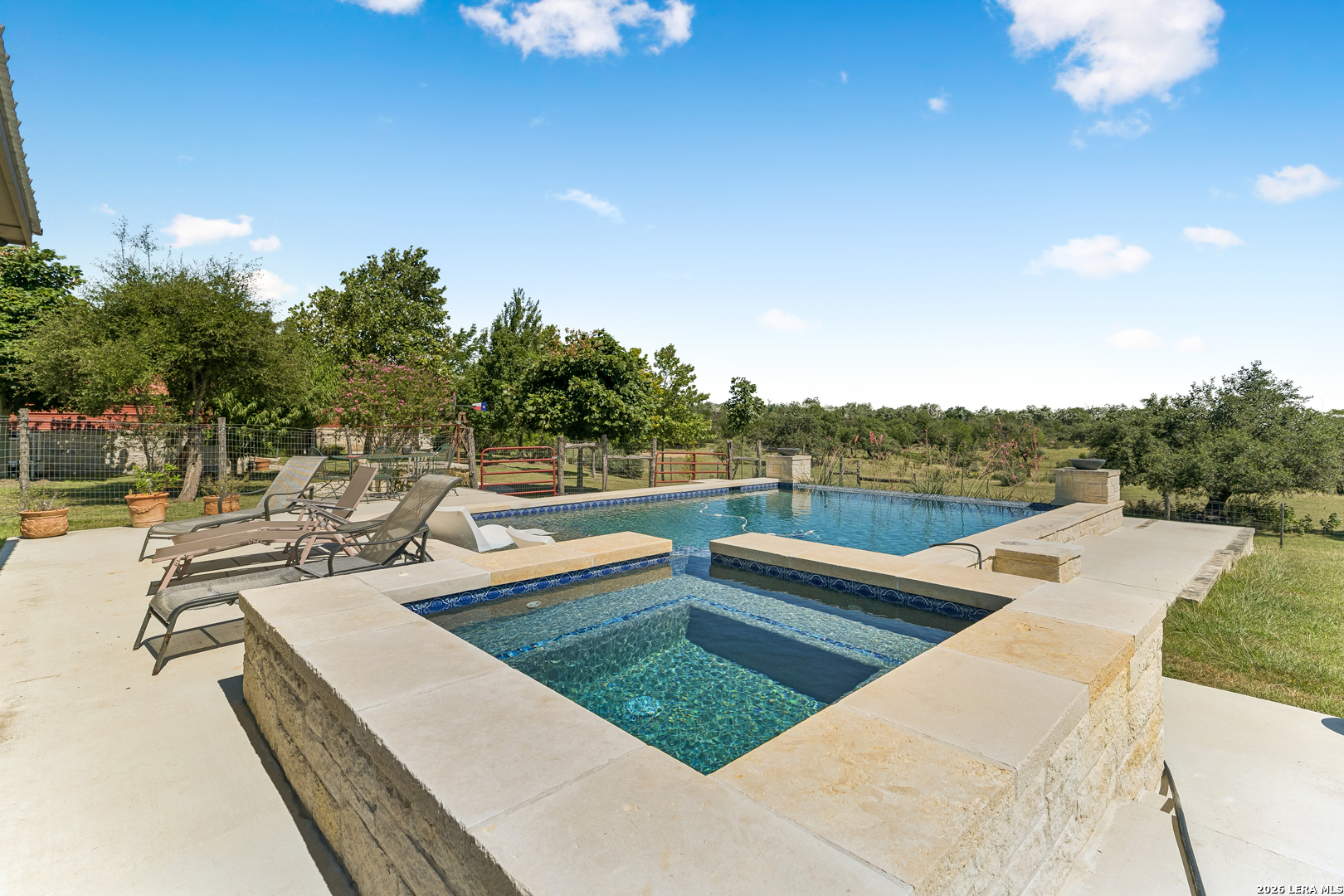 652 Overlook Drive Fredericksburg TX 78624