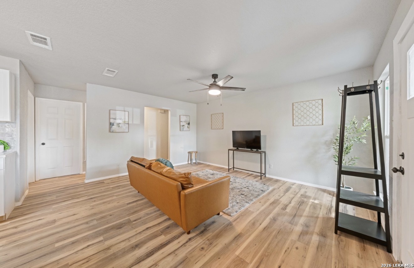 6019 Sandwick San Antonio TX 78238