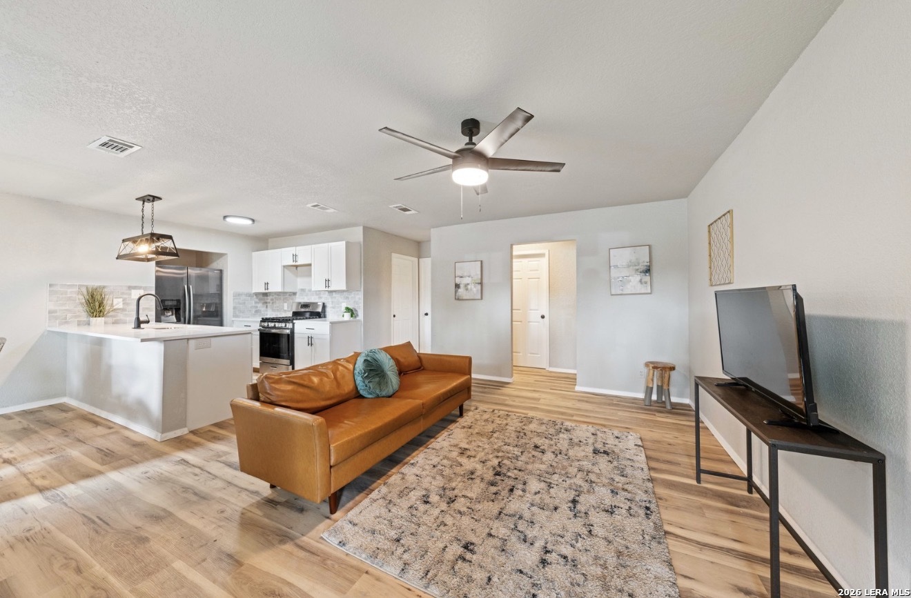 6019 Sandwick San Antonio TX 78238
