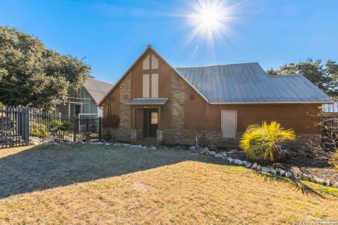 2206 Colleen Drive Canyon Lake TX 78133