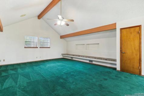 1551 Pebble Beach Lakehills TX 78063