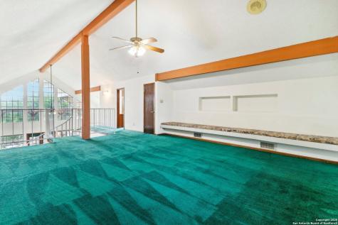 1551 Pebble Beach Lakehills TX 78063