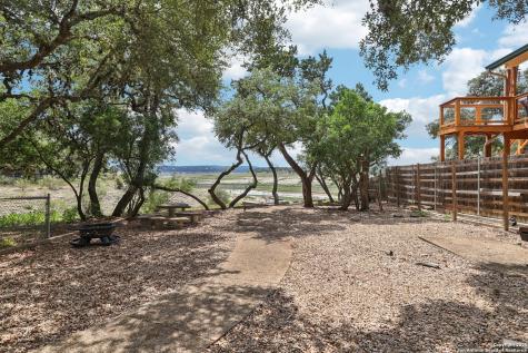 1551 Pebble Beach Lakehills TX 78063