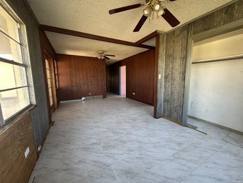 237 Kelly Street Poteet TX 78065