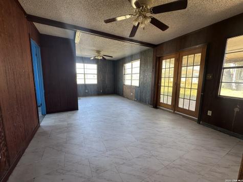237 Kelly Street Poteet TX 78065