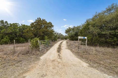 1398 Lazy Forest New Braunfels TX 78132