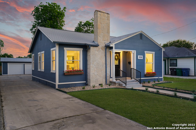 1930 W Mistletoe Avenue San Antonio TX 78201