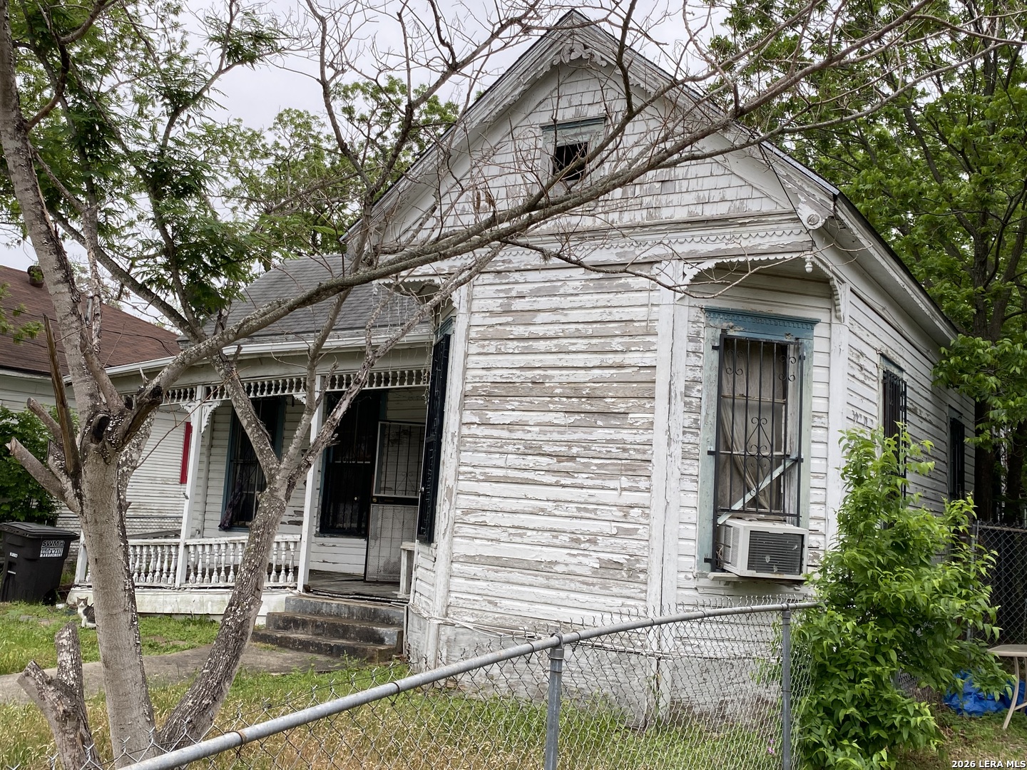 806 Burleson San Antonio TX 78202