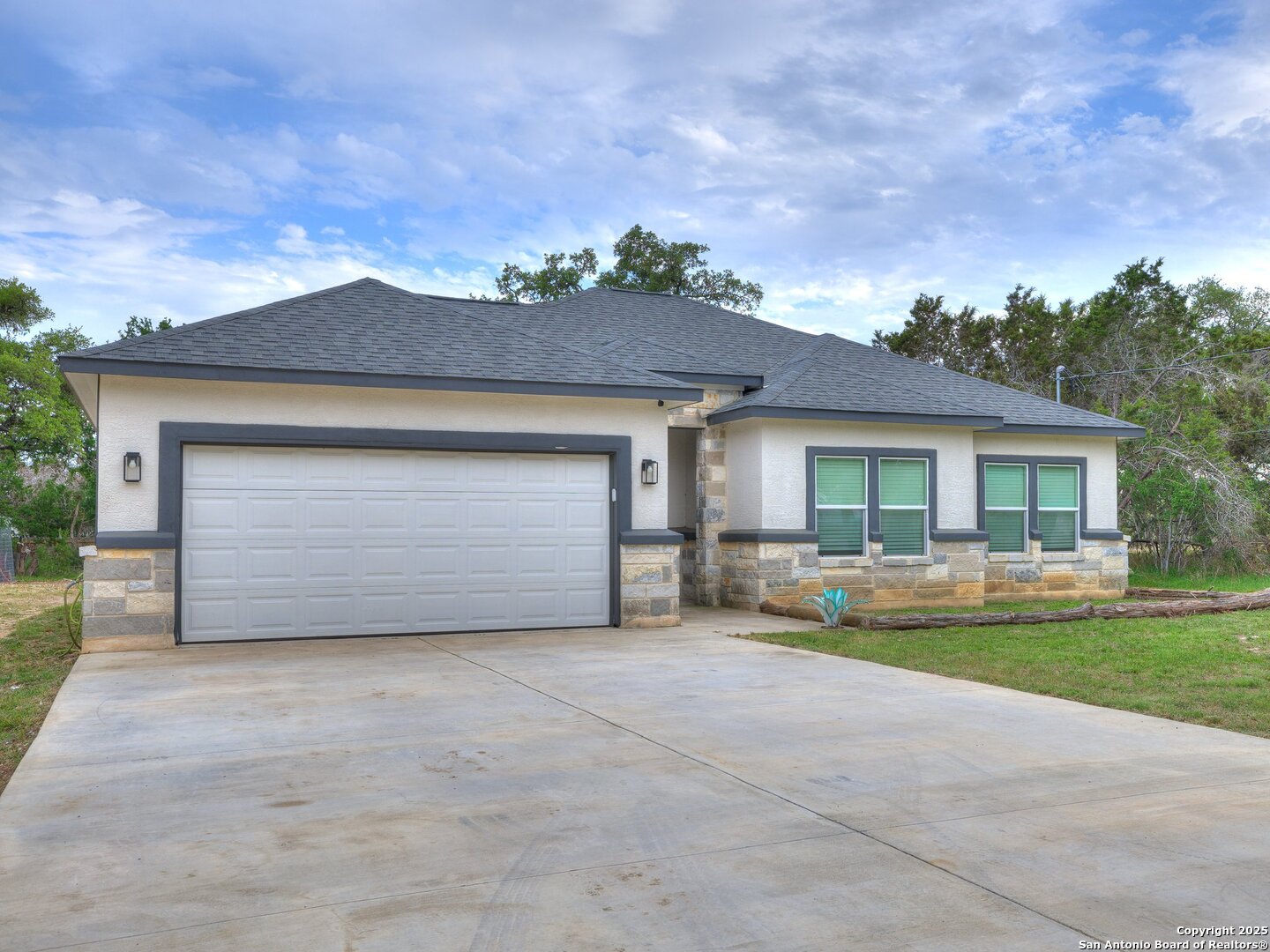 656 Fawn Spring Branch TX 78070