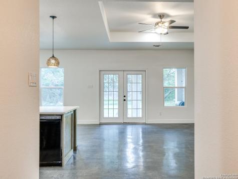 656 Fawn Spring Branch TX 78070