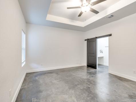 656 Fawn Spring Branch TX 78070