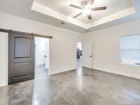 656 Fawn Spring Branch TX 78070