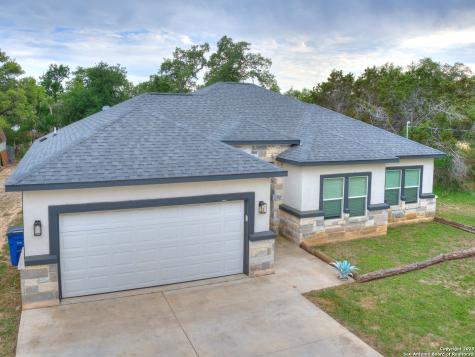 656 Fawn Spring Branch TX 78070