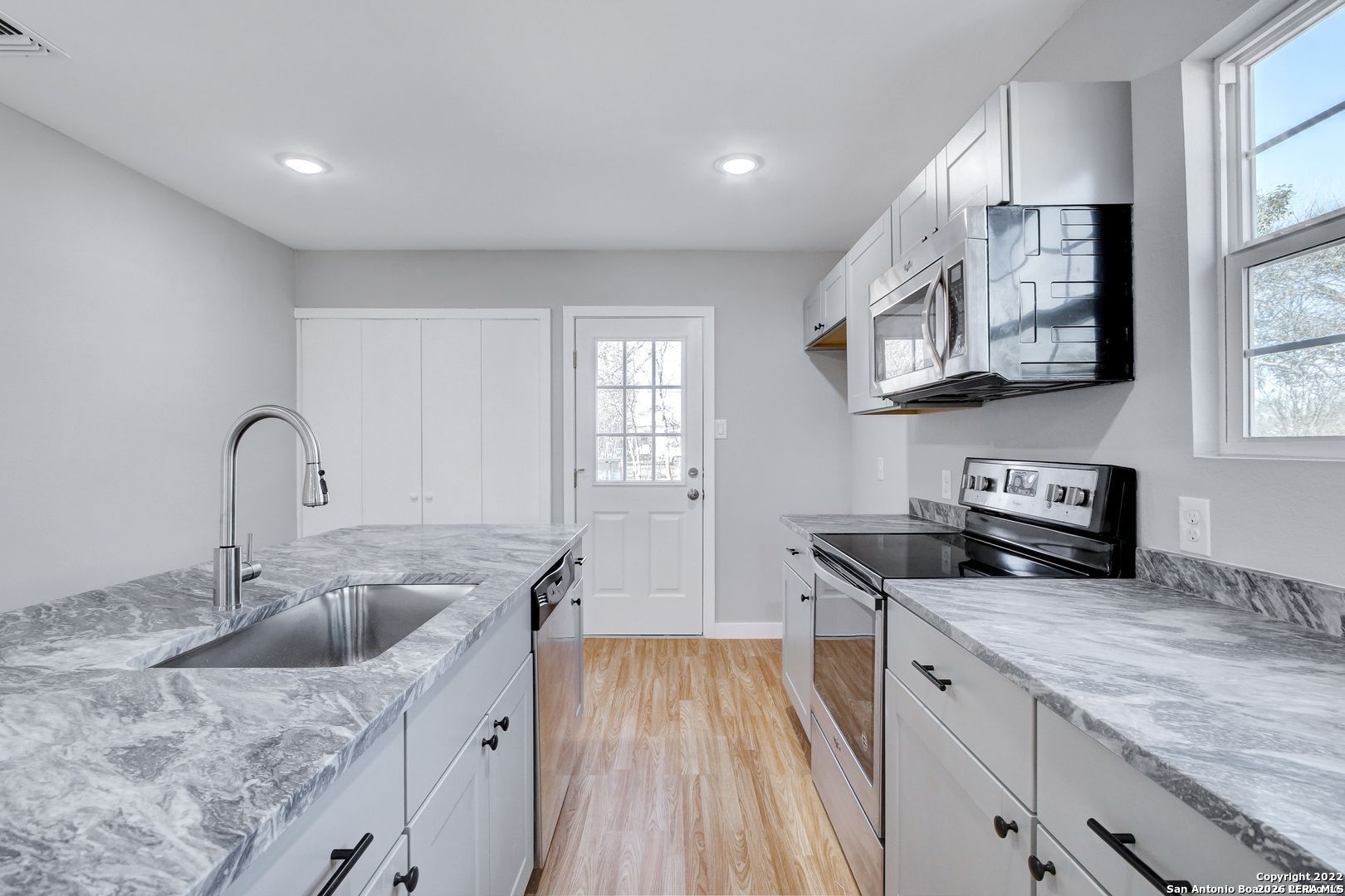 1531 W French San Antonio TX 78201