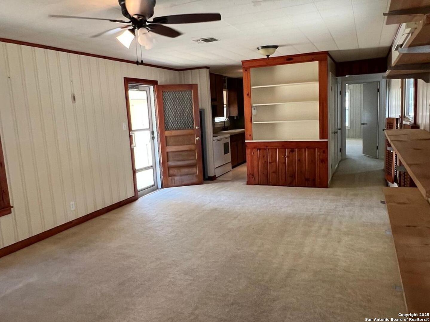 702 Esplanade Karnes City TX 78118