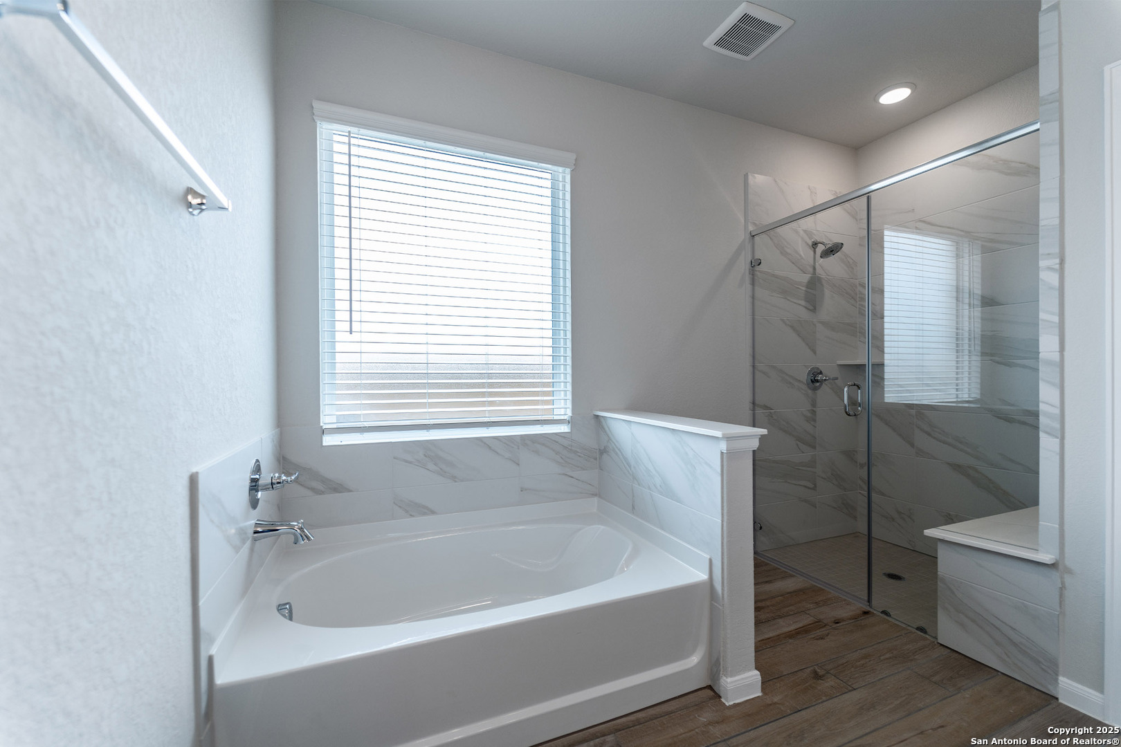 154 Ednie Lane Mico TX 78066