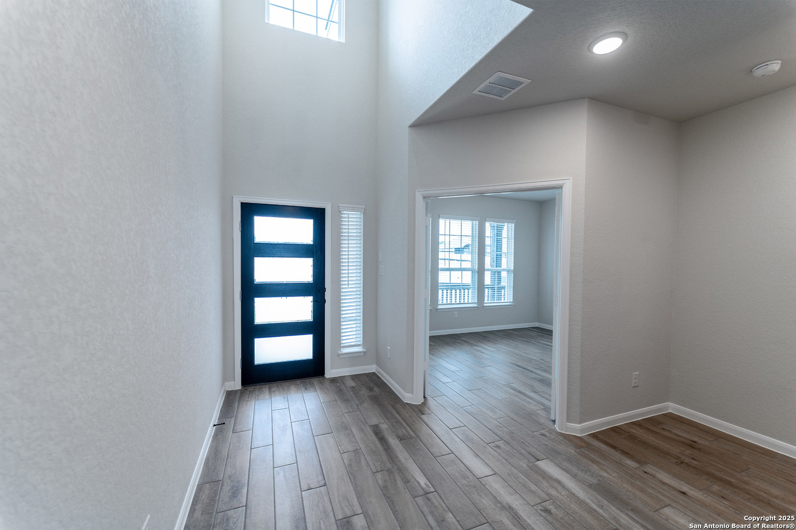 154 Ednie Lane Mico TX 78066