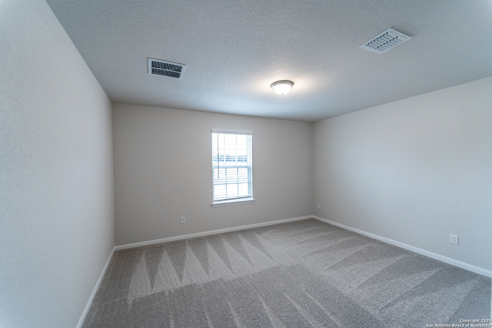 154 Ednie Lane Mico TX 78066