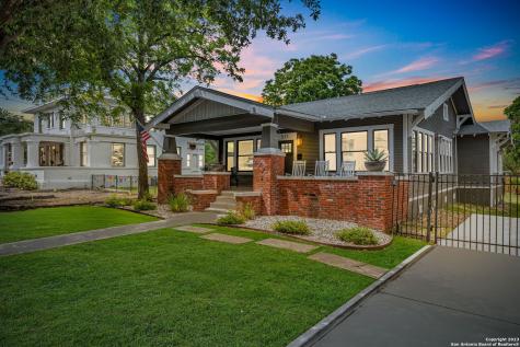 511 E Dewey Place San Antonio TX 78212