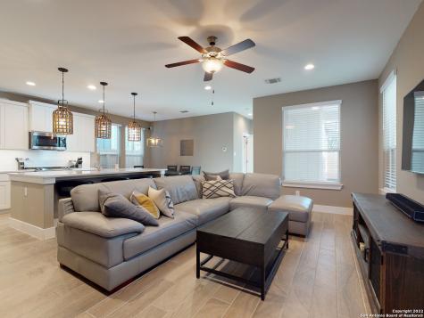 1422 E Sandalwood Lane San Antonio TX 78209