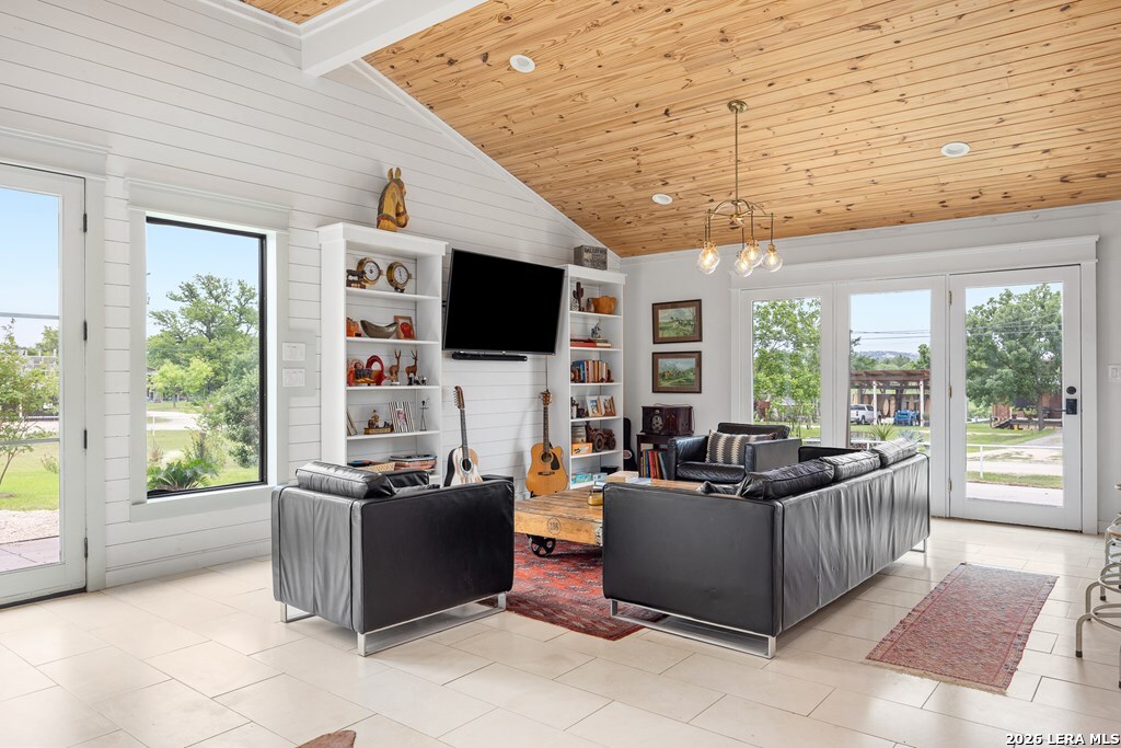 121 Simpson Road Comfort TX 78013