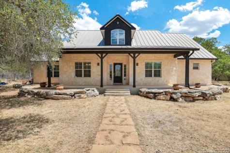 594 Buckhorn Trail Pipe Creek TX 78063