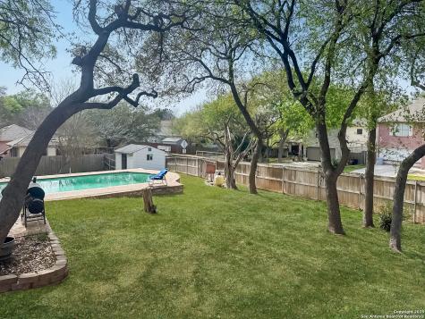 15847 Pleasant Well San Antonio TX 78247
