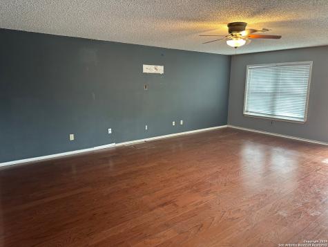 15847 Pleasant Well San Antonio TX 78247
