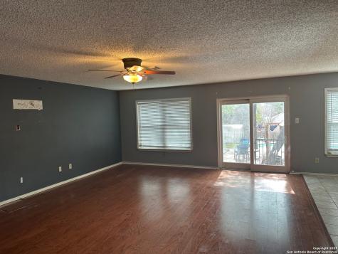 15847 Pleasant Well San Antonio TX 78247