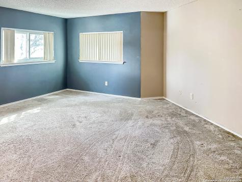 15847 Pleasant Well San Antonio TX 78247