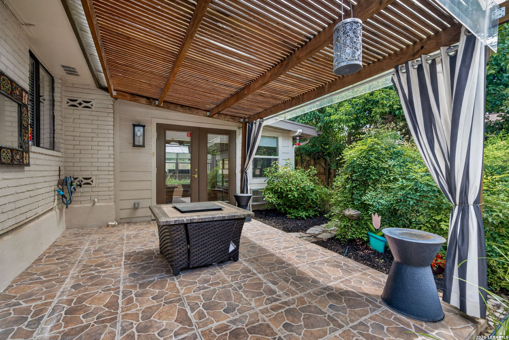 13046 N Hunters San Antonio TX 78230
