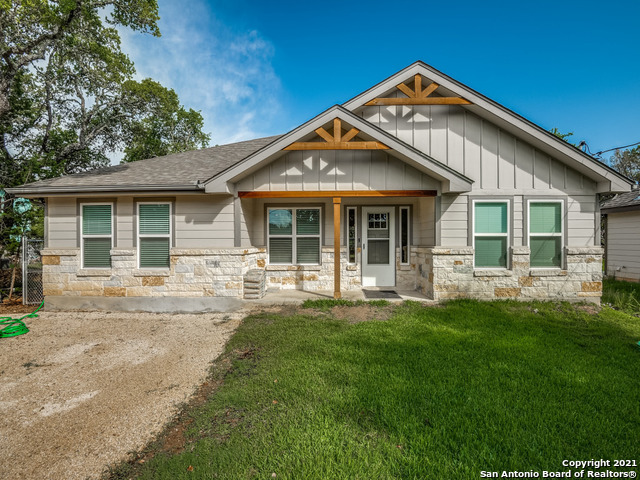 1881 Blueridge Drive Canyon Lake TX 78133