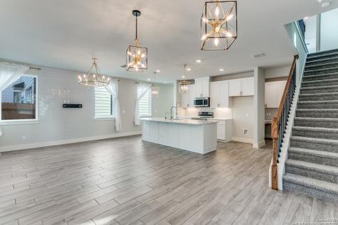 16011 Babcock Road #4 San Antonio TX 78255