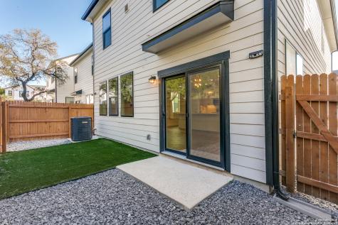 16011 Babcock Road #4 San Antonio TX 78255