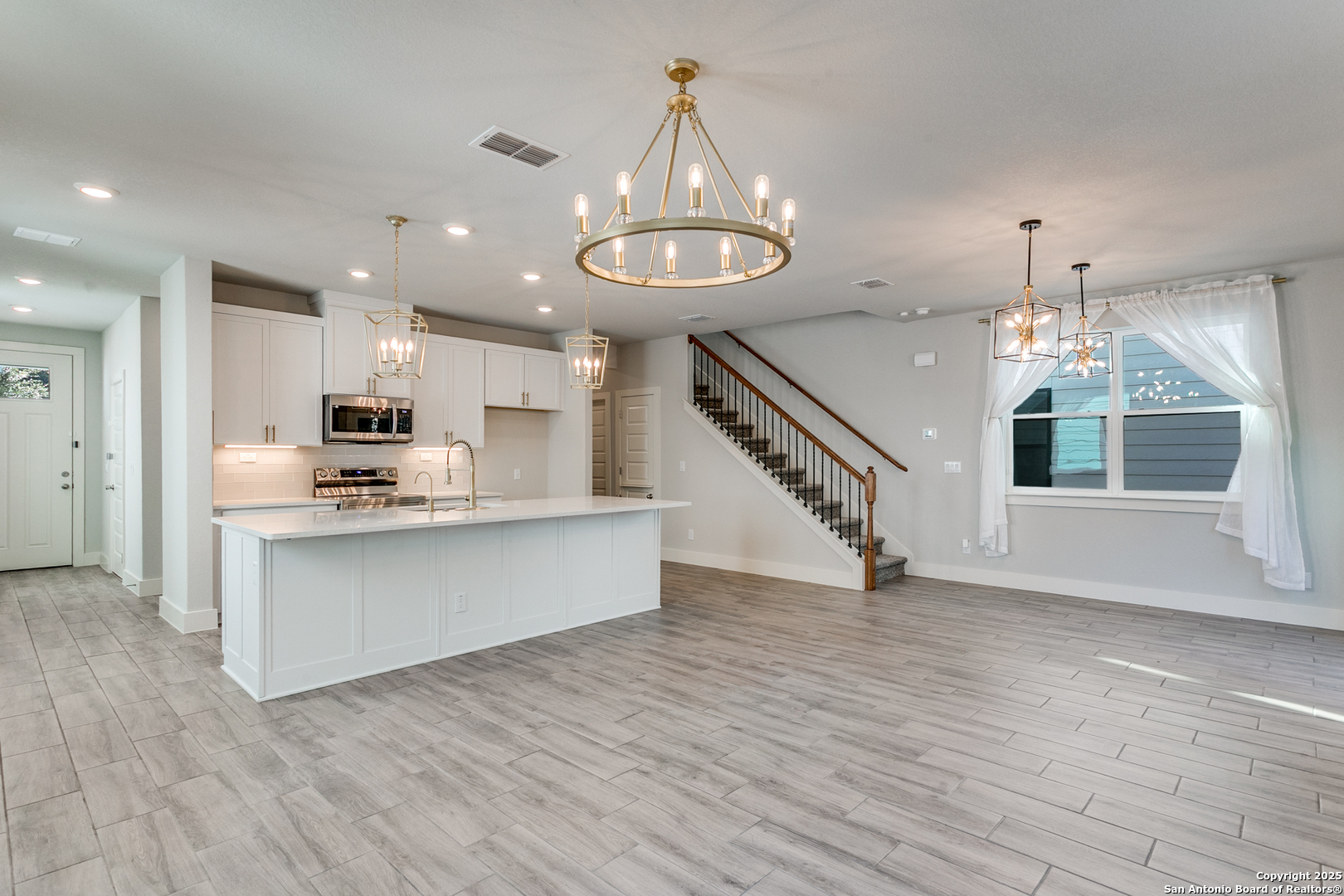16011 Babcock Road #4 San Antonio TX 78255