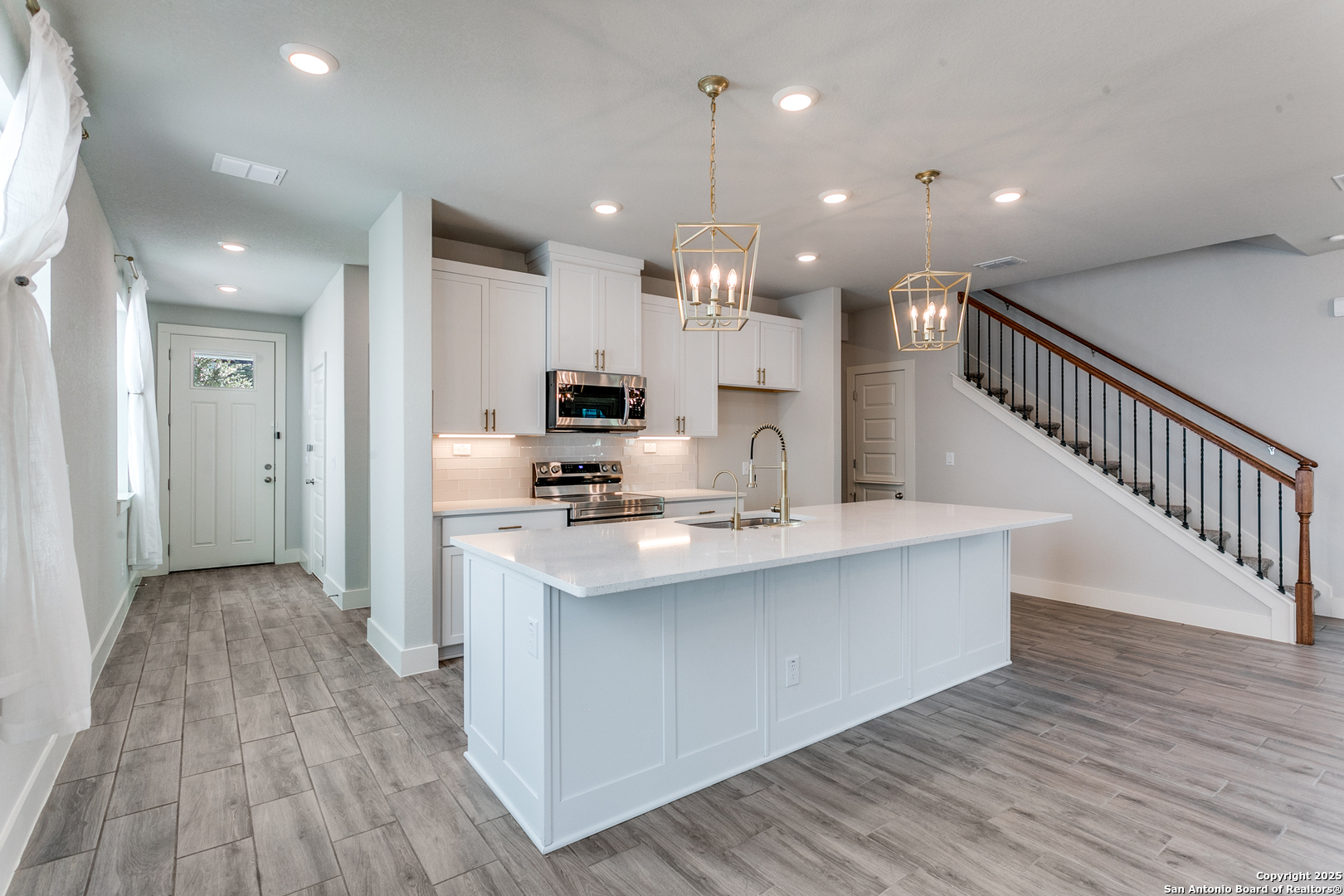 16011 Babcock Road #4 San Antonio TX 78255