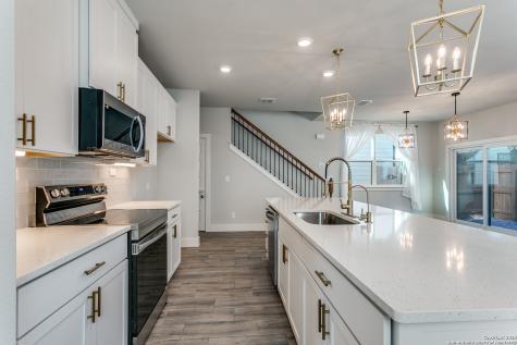 16011 Babcock Road #4 San Antonio TX 78255