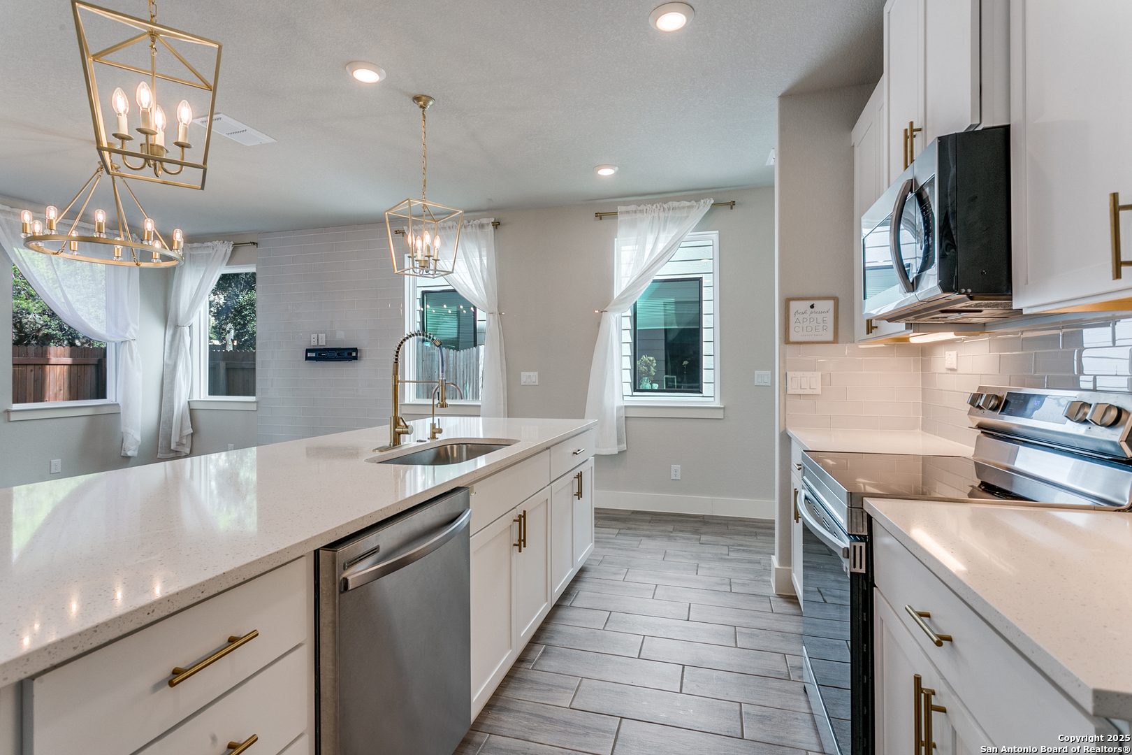16011 Babcock Road #4 San Antonio TX 78255