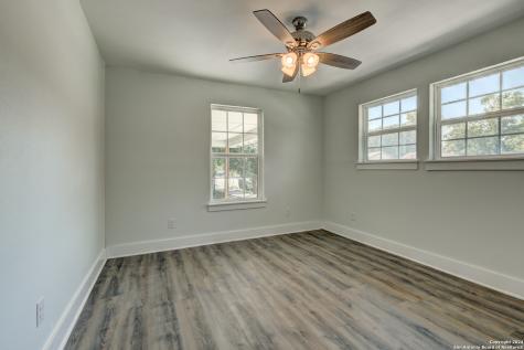2293 W Mill Street New Braunfels TX 78130