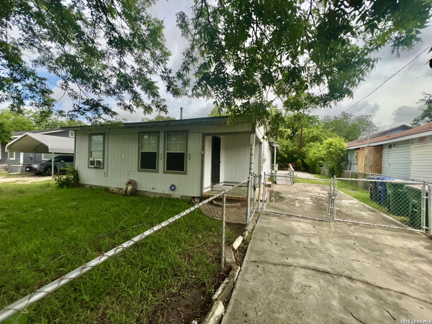 1315 Brighton San Antonio TX 78211