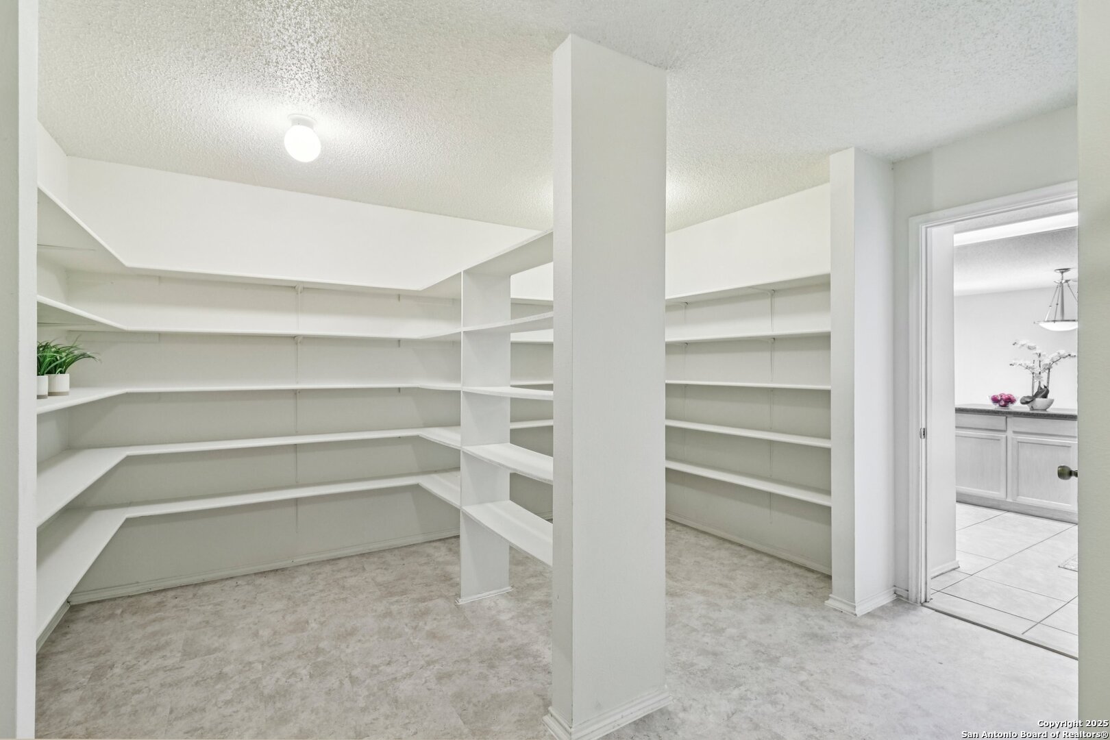 11210 Berkley Square San Antonio TX 78249