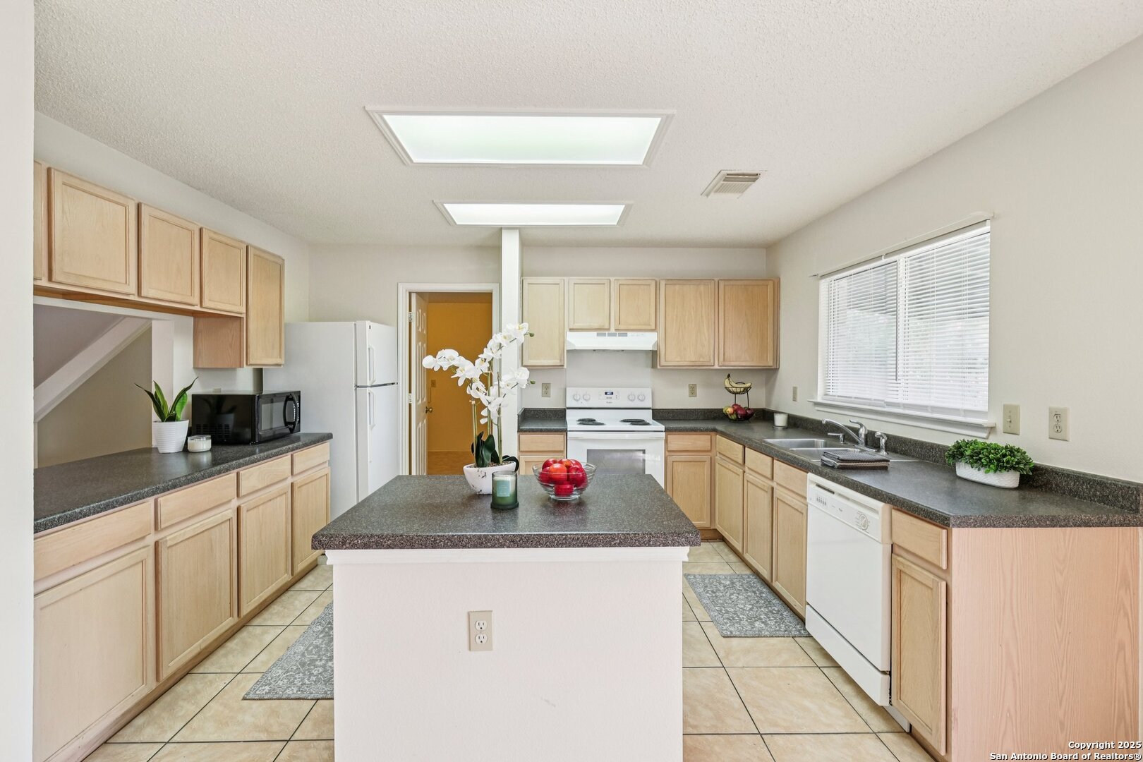 11210 Berkley Square San Antonio TX 78249