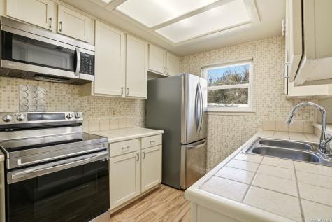 3035 Heidi San Antonio TX 78247