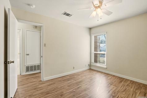 3035 Heidi San Antonio TX 78247