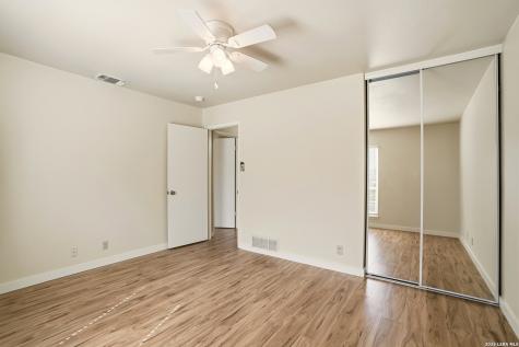 3035 Heidi San Antonio TX 78247