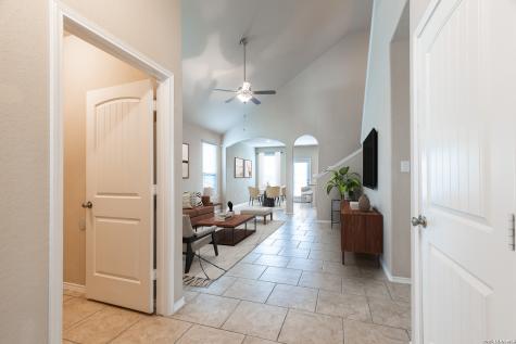 6423 Candleoak Circle San Antonio TX 78244